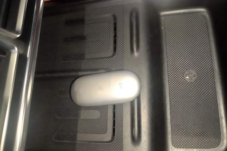 Used Li Auto L9 2024 Ultra Model Interior 1