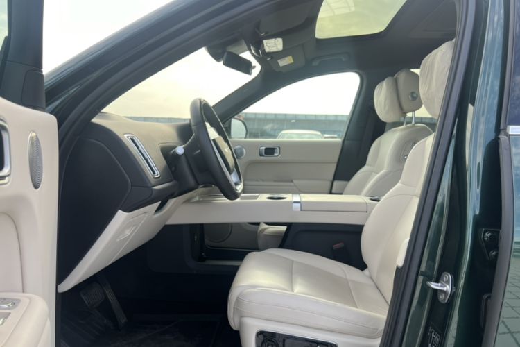 Used Li Auto L9 2024 Ultra Model Interior 2
