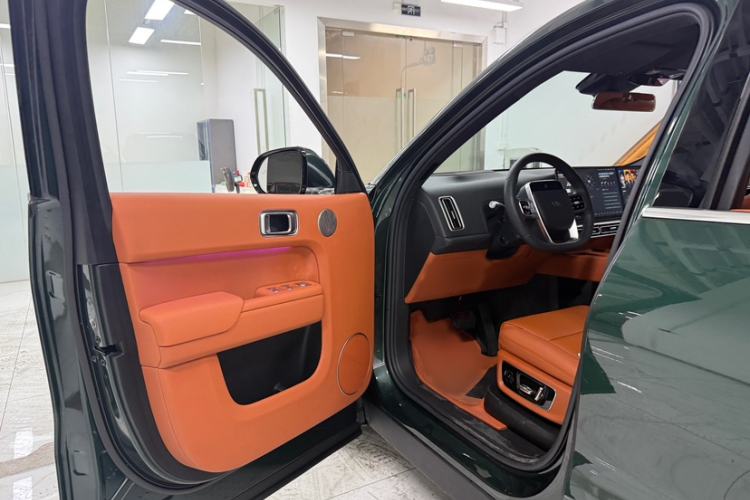 Used Li Auto L9 2024 Pro Model Interior 8
