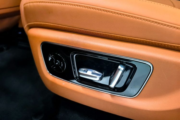 Used Li Auto L9 2024 Ultra Model Interior 9