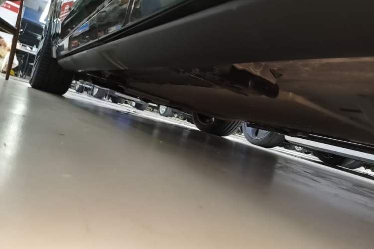 Used Li Auto L9 2024 Ultra Model Left Side Sill
