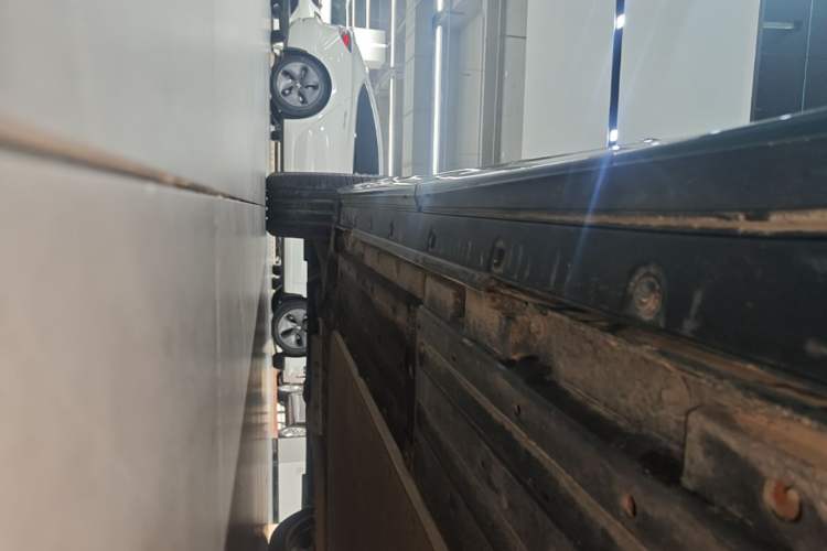 Used Li Auto L9 2024 Pro Model Left Side Sill