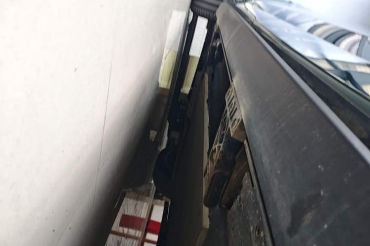 Used Li Auto L9 2024 Ultra Model Left Side Sill