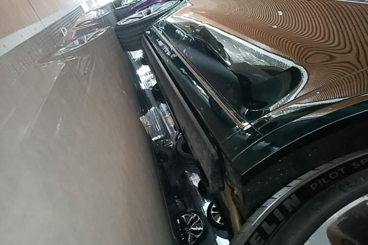 Used Li Auto L9 2024 Ultra Model Right Side Sill