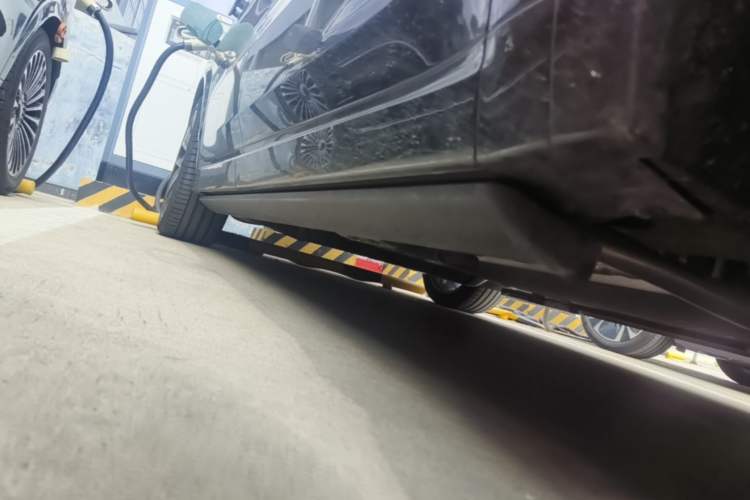Used Li Auto L9 2024 Ultra Model Right Side Sill