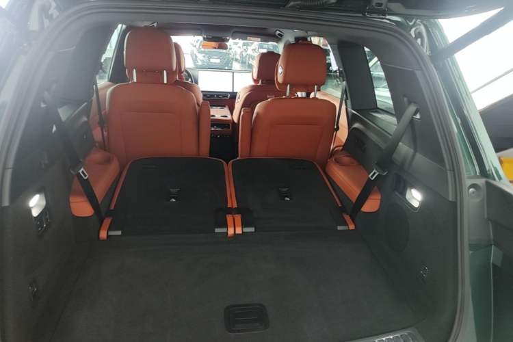 Used Li Auto L9 2024 Ultra Model Trunk