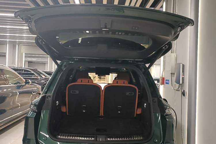 Used Li Auto L9 2024 Ultra Model Trunk