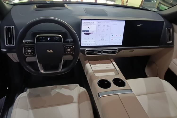 Used Li Auto L9 2024 Ultra Model Center Console