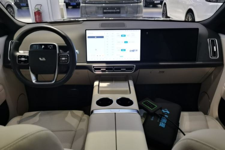 Used Li Auto L9 2024 Ultra Model Center Console