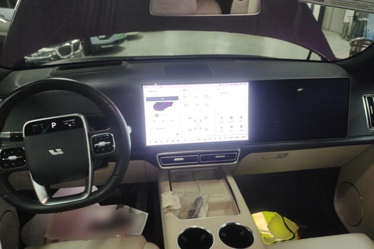 Used Li Auto L9 2024 Ultra Model Center Console