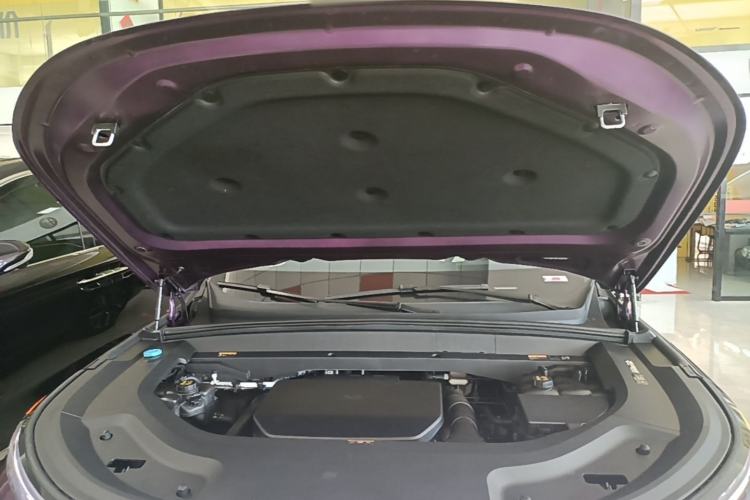 Used Li Auto L9 2024 Ultra Model Engine Bay