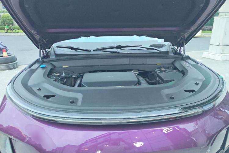Used Li Auto L9 2024 Ultra Model Engine Bay