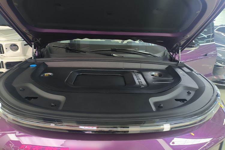 Used Li Auto L9 2024 Ultra Model Engine Bay