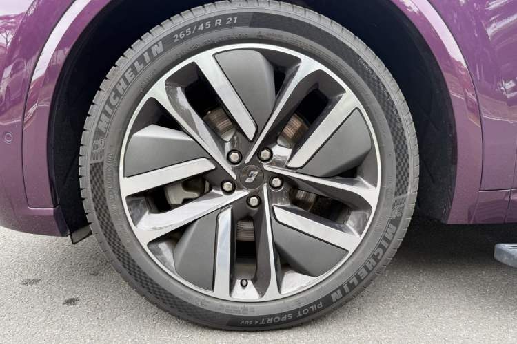 Used Li Auto L9 2024 Ultra Model Exterior 6