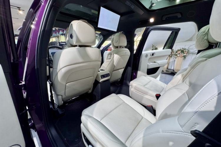 Used Li Auto L9 2024 Ultra Model Interior 10