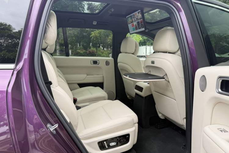 Used Li Auto L9 2024 Ultra Model Interior 3