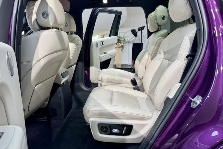 Used Li Auto L9 2024 Ultra Model Interior 6