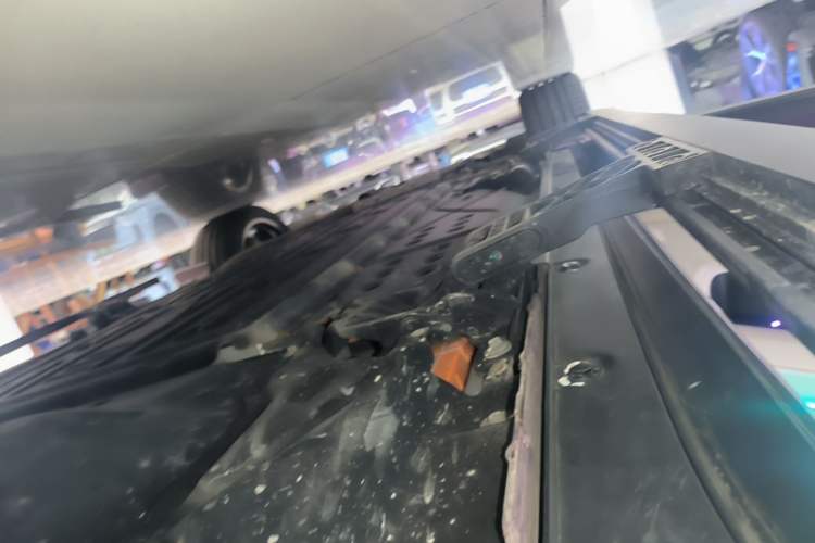 Used Li Auto L9 2024 Ultra Model Left Side Sill
