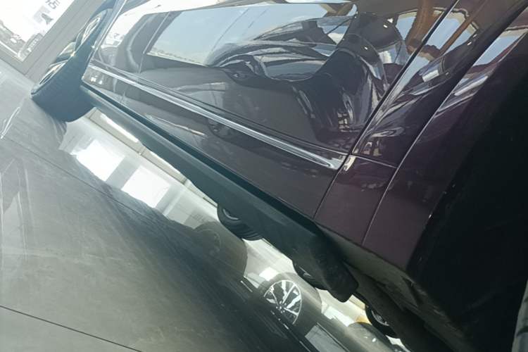 Used Li Auto L9 2024 Ultra Model Right Side Sill