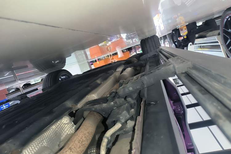 Used Li Auto L9 2024 Ultra Model Right Side Sill