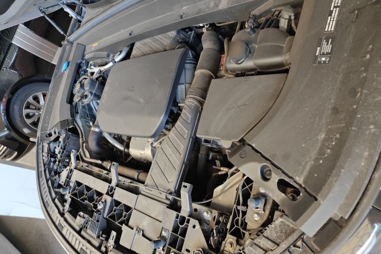 Used Li Auto L9 2024 Ultra Model Engine Bay