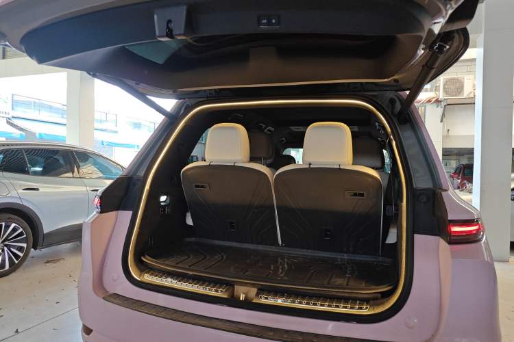 Used Li Auto L9 2024 Ultra Model Trunk