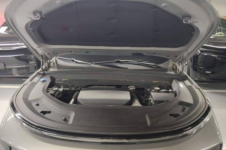 Used Li Auto L9 2024 Ultra Model Engine Bay