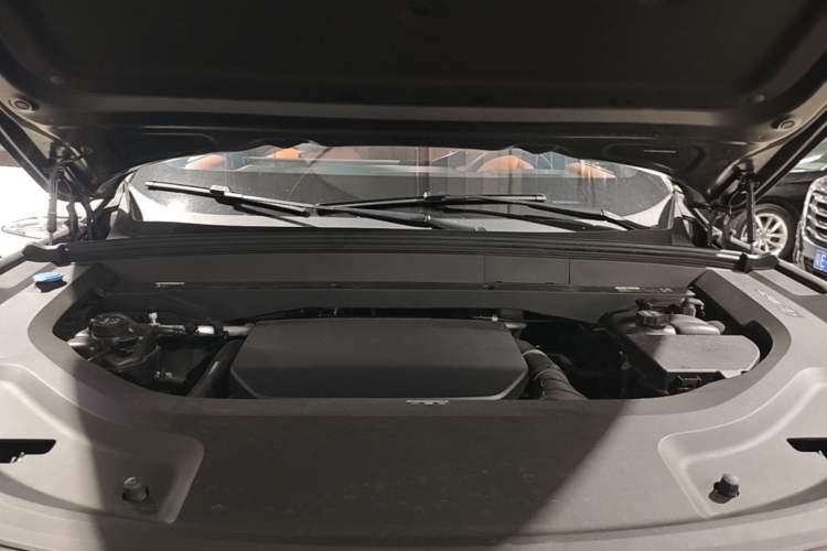 Used Li Auto L9 2024 Ultra Model Engine Bay