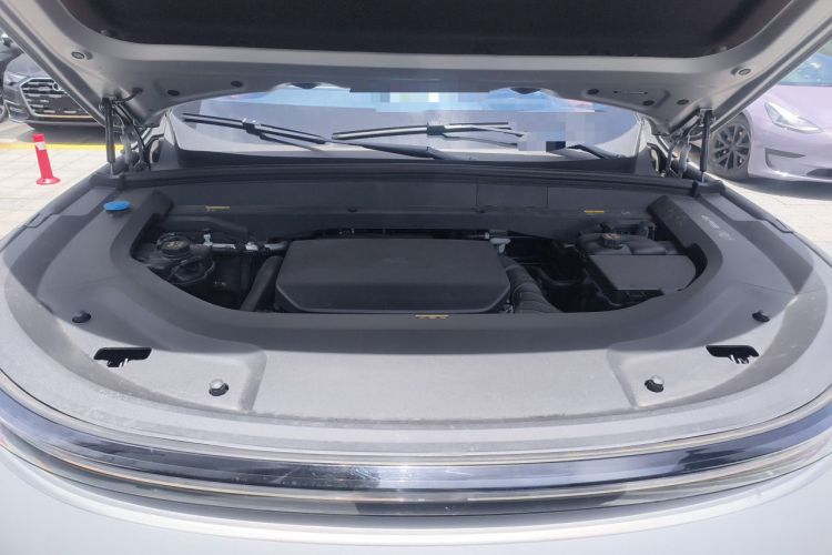 Used Li Auto L9 2024 Ultra Model Engine Bay