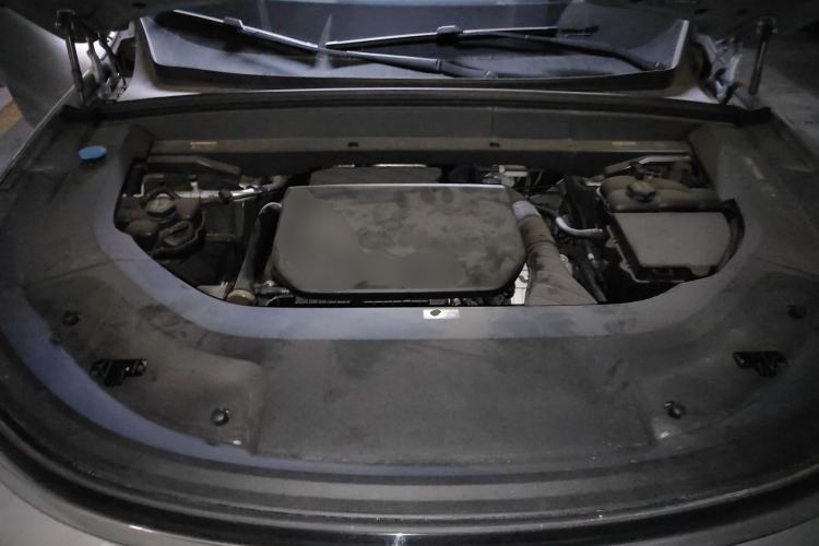 Used Li Auto L9 2024 Ultra Model Engine Bay