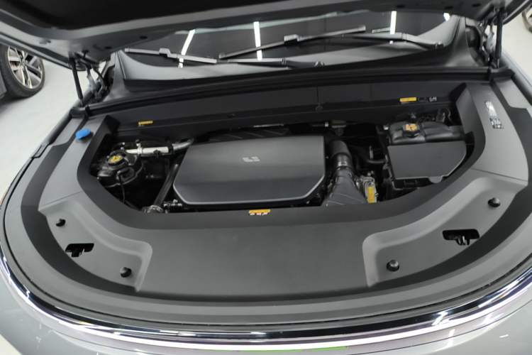Used Li Auto L9 2024 Ultra Model Engine Bay