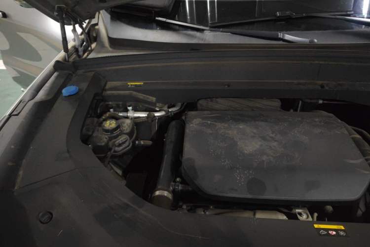 Used Li Auto L9 2024 Pro Model Engine Bay Right
