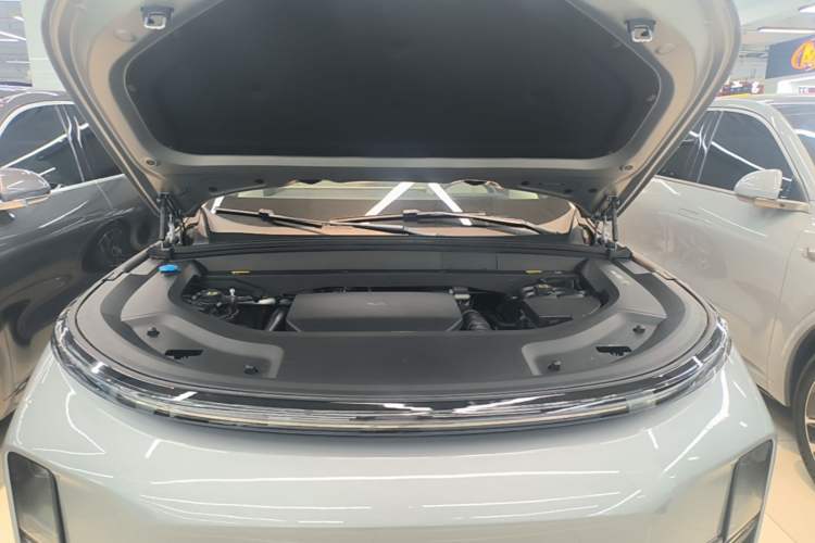 Used Li Auto L9 2024 Ultra Model Engine Bay