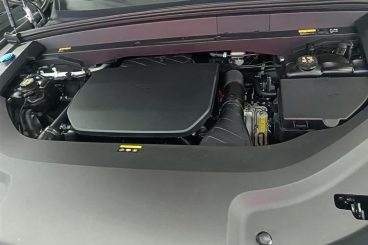 Used Li Auto L9 2024 Ultra Model Engine Bay