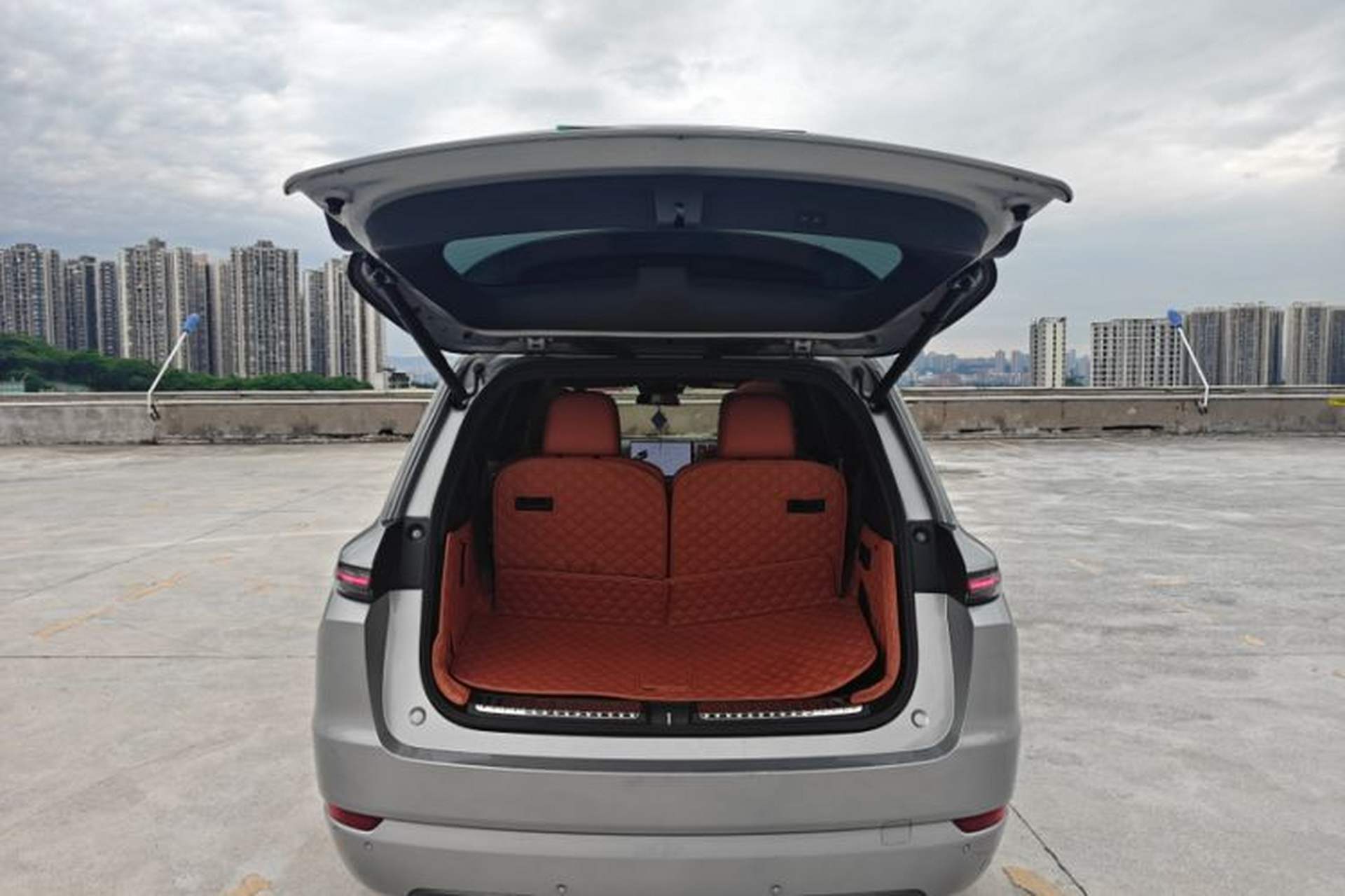 Used Li Auto L9 2024 Ultra Model Exterior 11