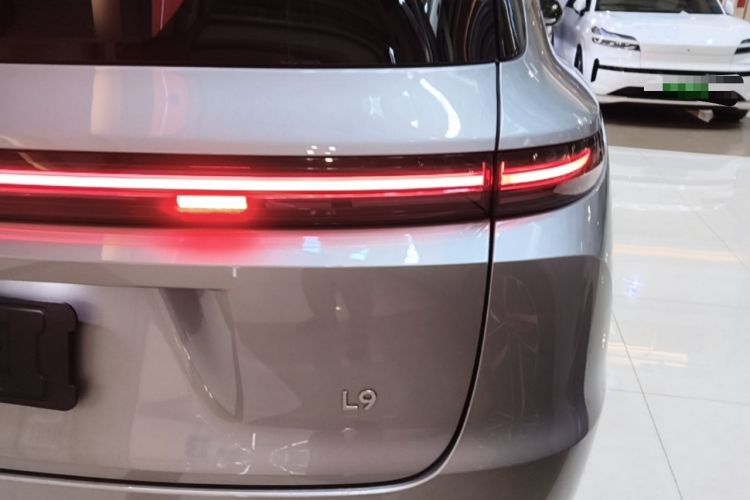 Used Li Auto L9 2024 Ultra Model Exterior 3