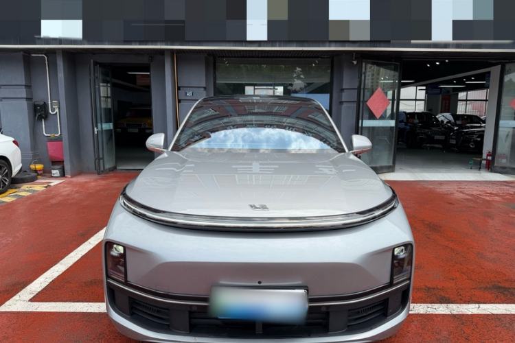Used Li Auto L9 2024 Pro Model Exterior 4