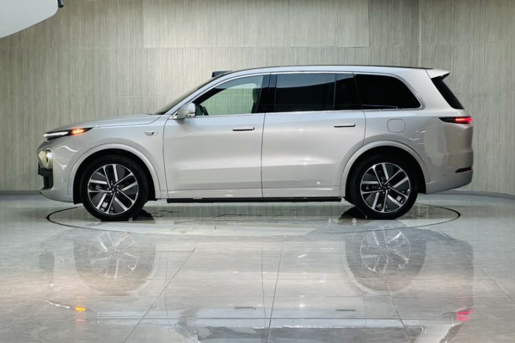 Used Li Auto L9 2024 Ultra Model Exterior 5