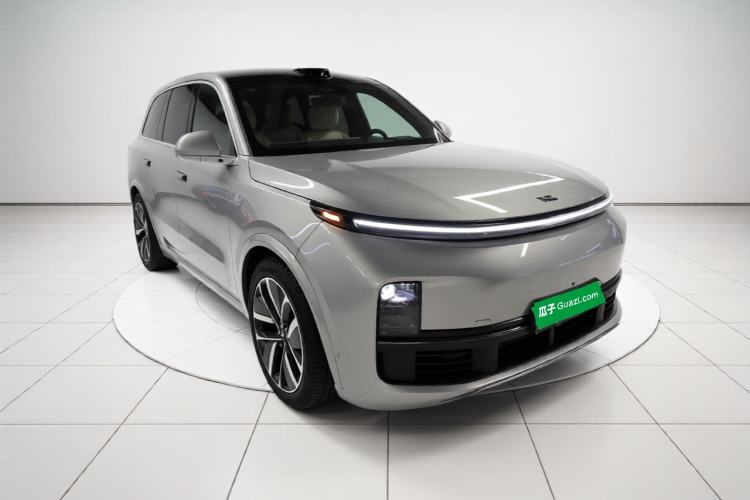 Used Li Auto L9 2024 Ultra Model Front Right 45 Deg