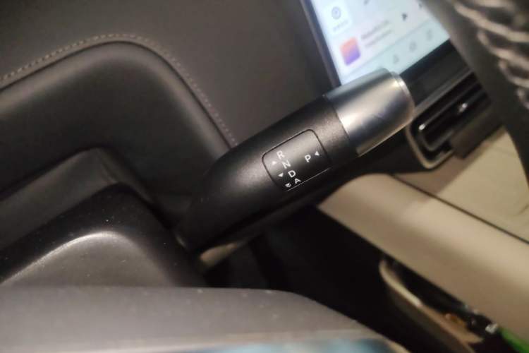 Used Li Auto L9 2024 Ultra Model Gear Lever