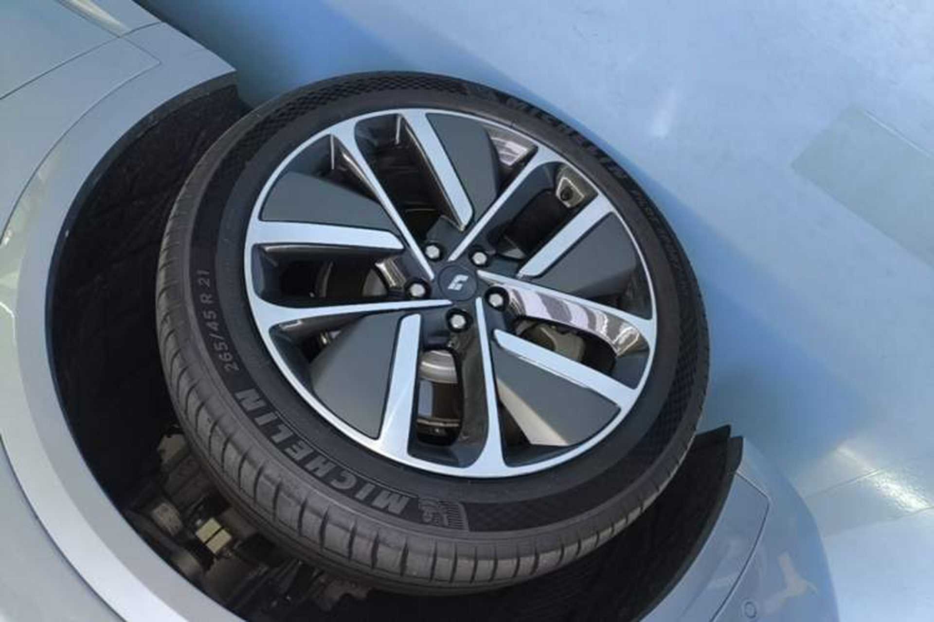 Used Li Auto L9 2024 Ultra Model Left Front Wheel Hub