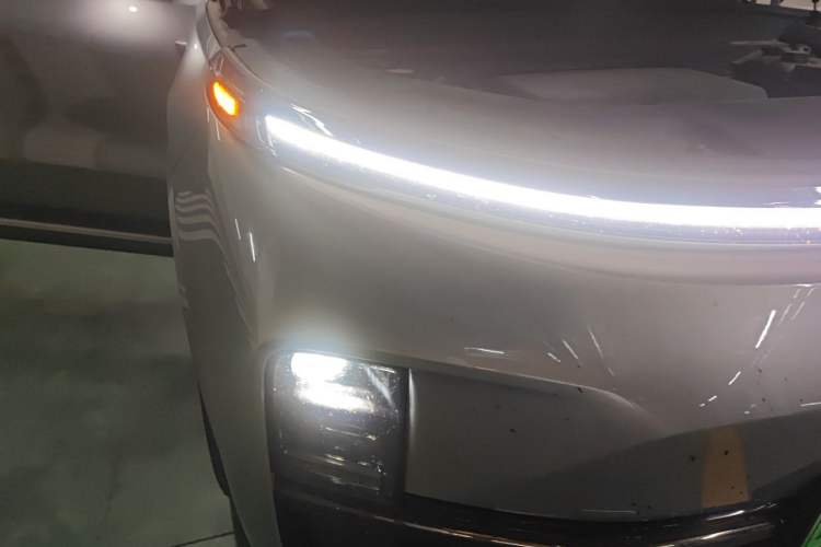 Used Li Auto L9 2024 Pro Model Right Front Headlight