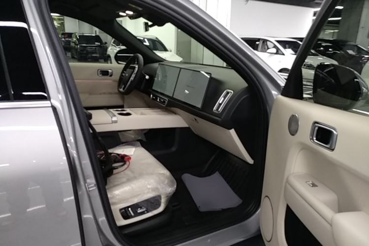 Used Li Auto L9 2024 Ultra Model Right Front Seat