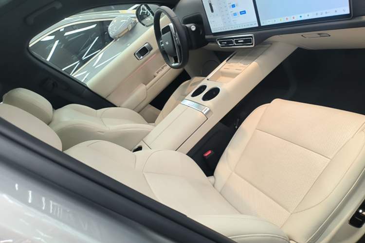 Used Li Auto L9 2024 Ultra Model Right Front Seat