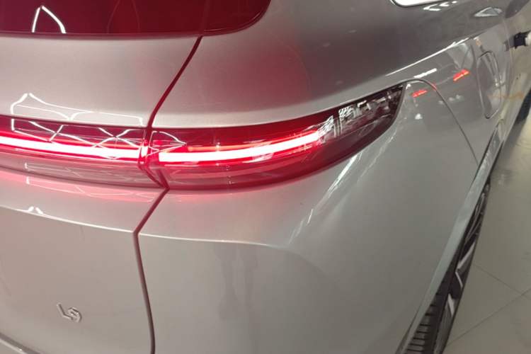 Used Li Auto L9 2024 Ultra Model Right Rear Taillight
