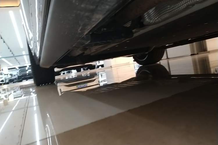 Used Li Auto L9 2024 Ultra Model Right Side Sill