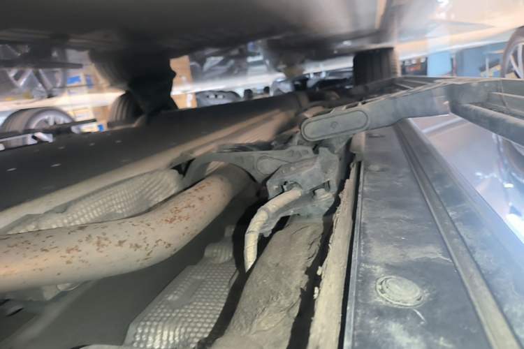 Used Li Auto L9 2024 Ultra Model Right Side Sill