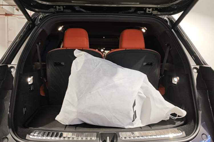 Used Li Auto L9 2024 Ultra Model Trunk