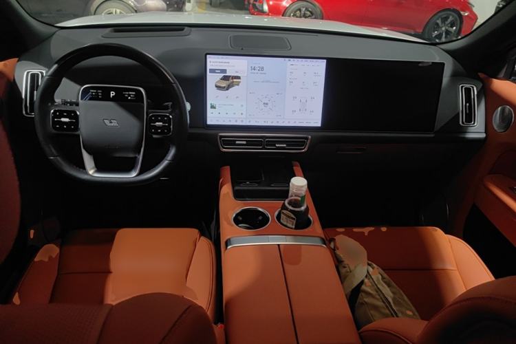 Used Li Auto L9 2024 Ultra Model Center Console