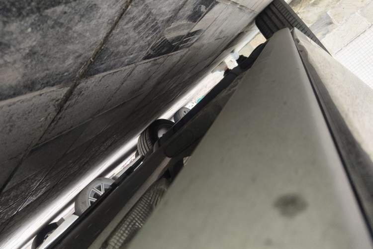 Used Li Auto L9 2024 Ultra Model Chassis Front Right